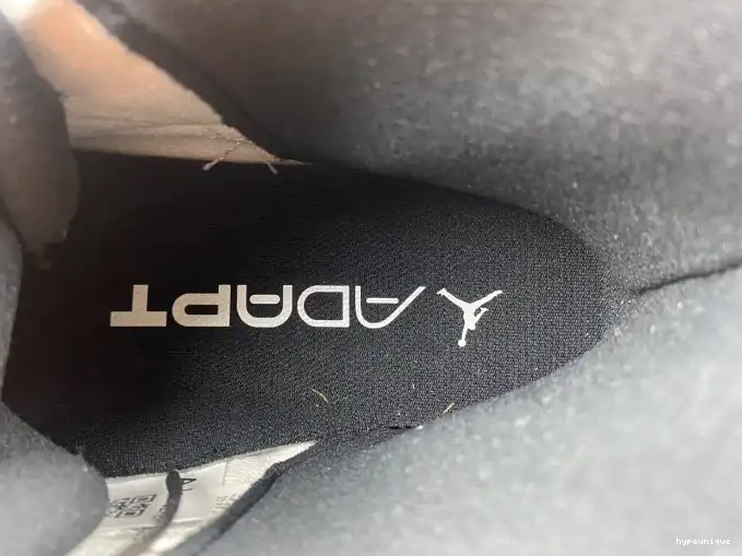 HYPE Jordan (CN Plug) DD3522-100 11 White Air Adapt 0418